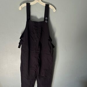 Black cotton overalls perfect for summer busy days